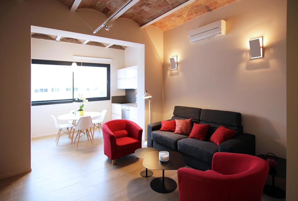 Barcelona Inloft Apartment Room photo